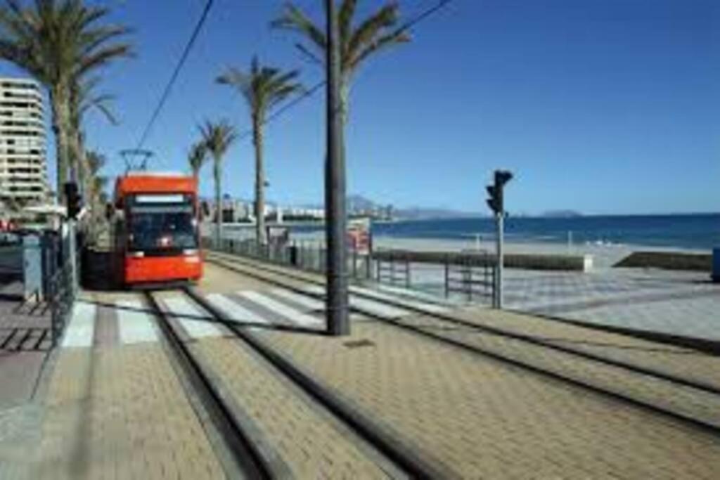 A 1 Minuto De La Playa Del Campello Apartment Luaran gambar