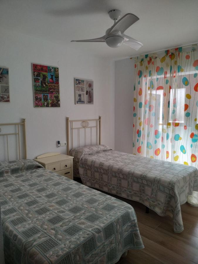 A 1 Minuto De La Playa Del Campello Apartment Luaran gambar